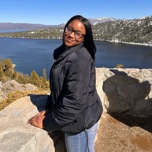 Meet your Posher, Riley